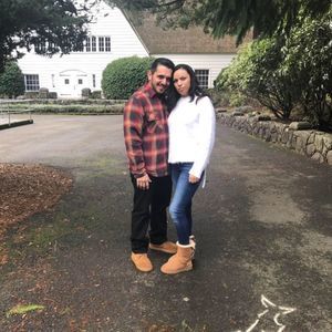 Meet your Posher, Claudia